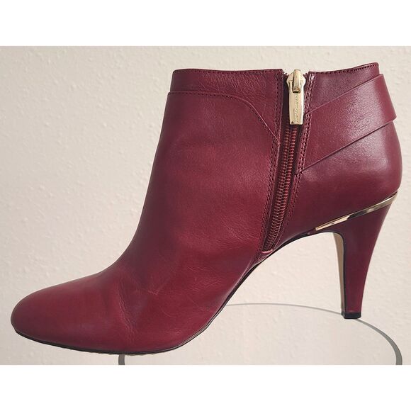 Vince Camuto Red Leather Ankle Booties US 10 EU 42 Heel Boots Mob Wife Pointed - Picture 3 of 7